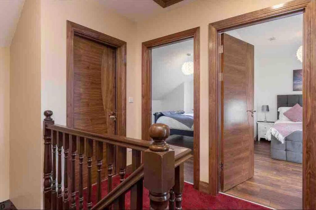 Wonderful Coastal Home In Dingle Town المظهر الخارجي الصورة